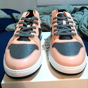 Givenchy Mens Wing Sneakers